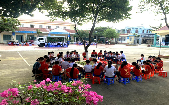 Thư viện tỉnh Điện Biên Hưởng ứng tuần lễ học tập suốt đời với chủ đề " Chuyển đổi số thúc đẩy học tập suốt đời" năm 2020
