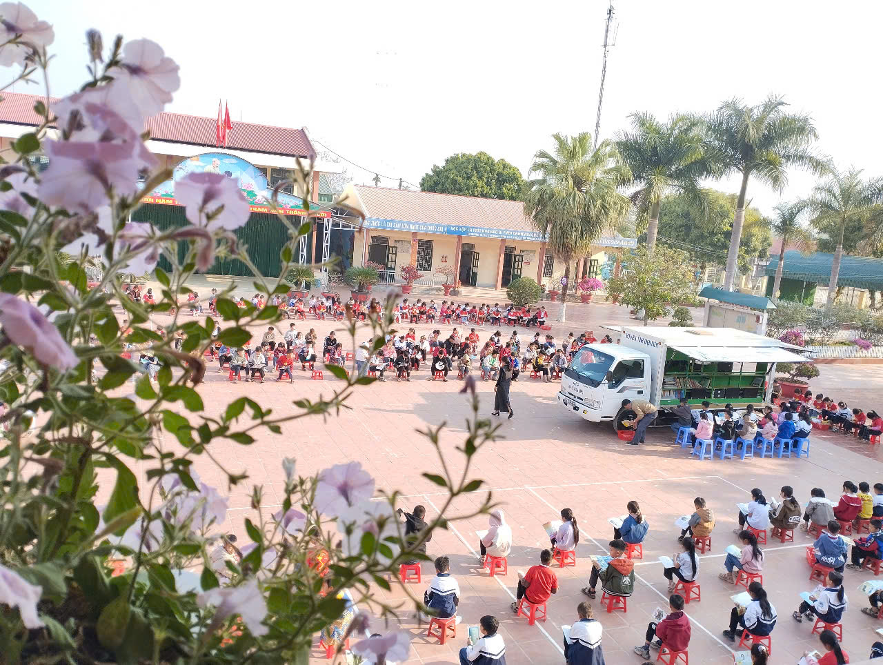 Thư viện tỉnh phục vụ lưu động tại Trường Tiểu học Thanh Hưng