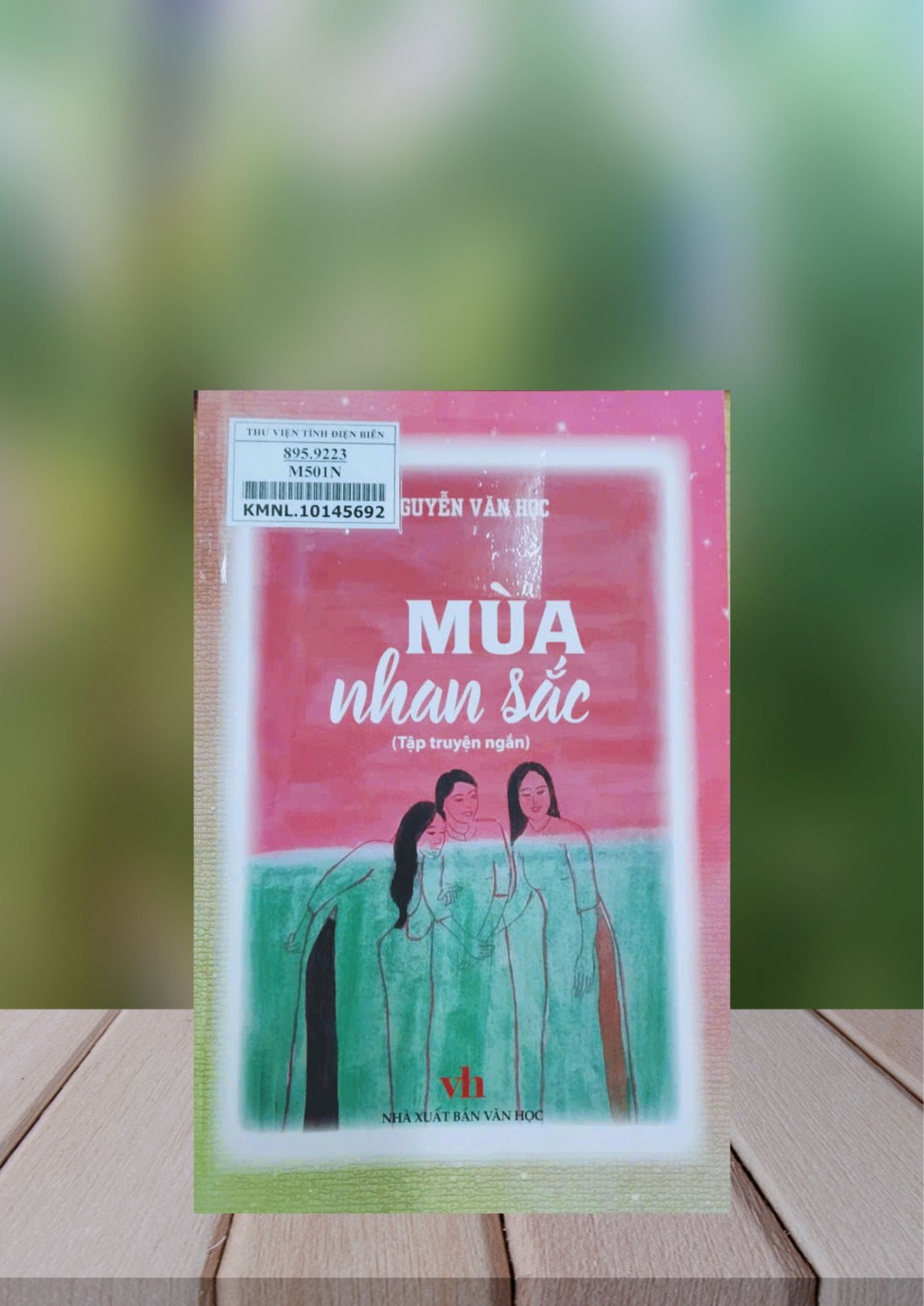 Mùa nhan sắc